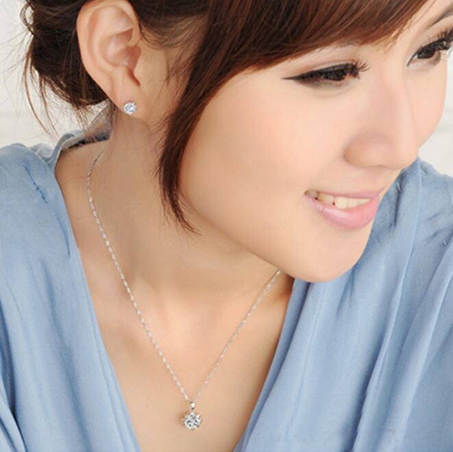 Diamond Cat Pendant Necklace